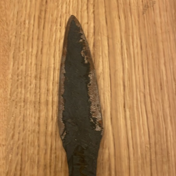 Hand forged knife made from a railway spike. - Picture 3 of 4